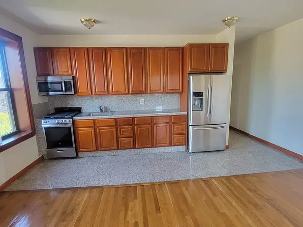 53 Church Ave APT 4, Brooklyn, NY 11218
