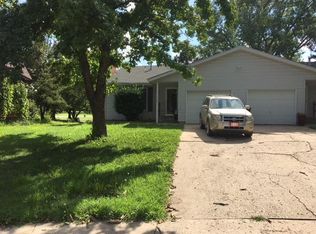 1161 SW Mifflin Ct, Topeka, KS 66604