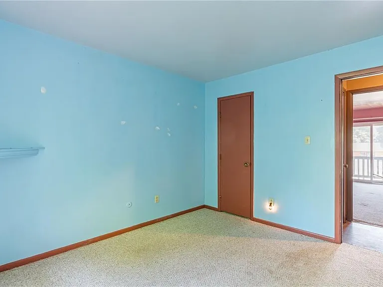 1365 E Tanners Creek Dr — Photo 21