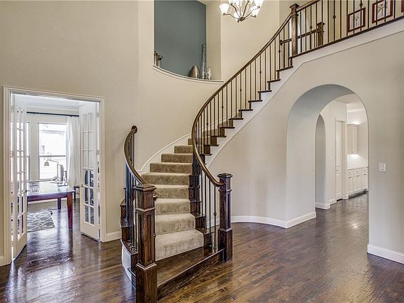 4th image of 4624 Pony Ave