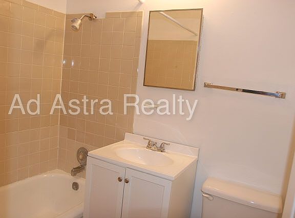 3rd image of 6007 E 153rd Ter