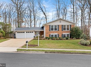 8931 Arley Dr, Springfield, VA 22153