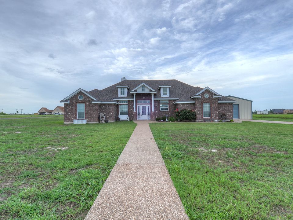 1st image of 106 Cotton Ln