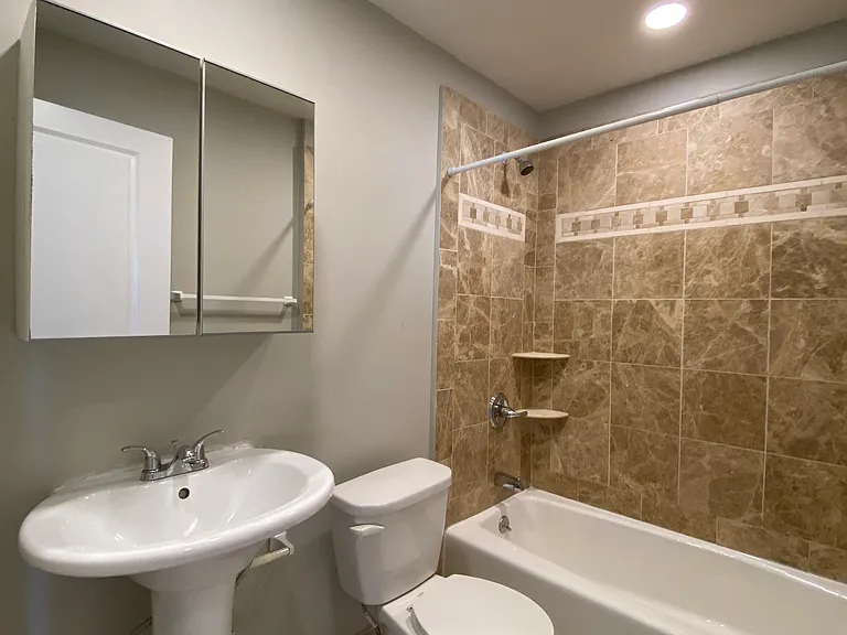 533 Chapel St #5A — Photo 7
