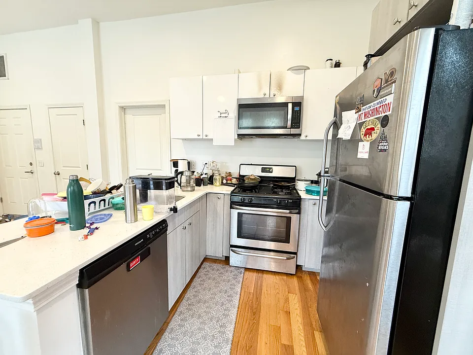 407 Dudley St #2