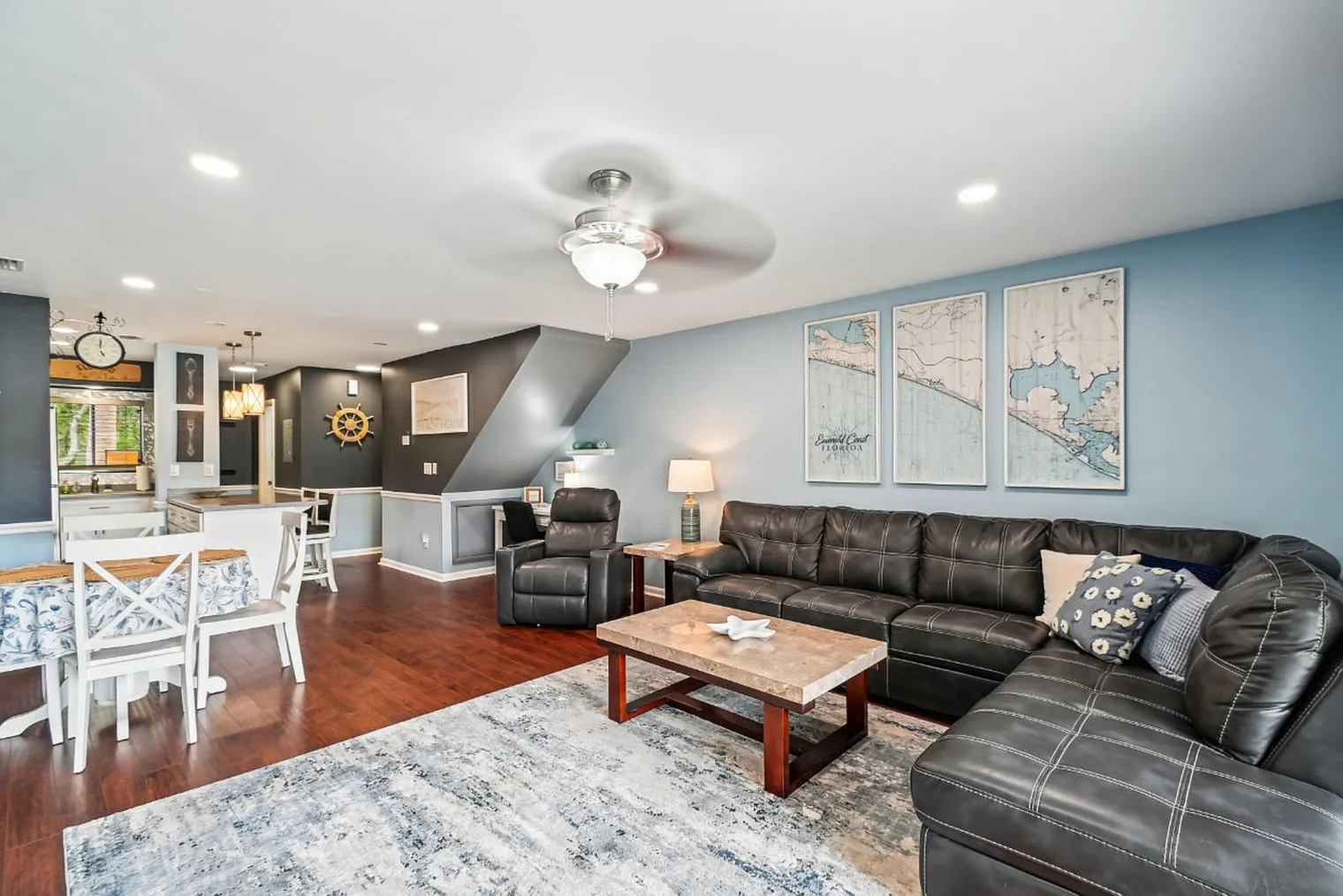 2 bed, 2.0 bath, 1097 sqft, $2,728 — Photo 3