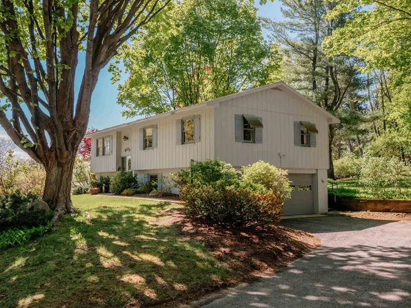 8173 Bel Cherrie Dr, Traverse City, MI 49686