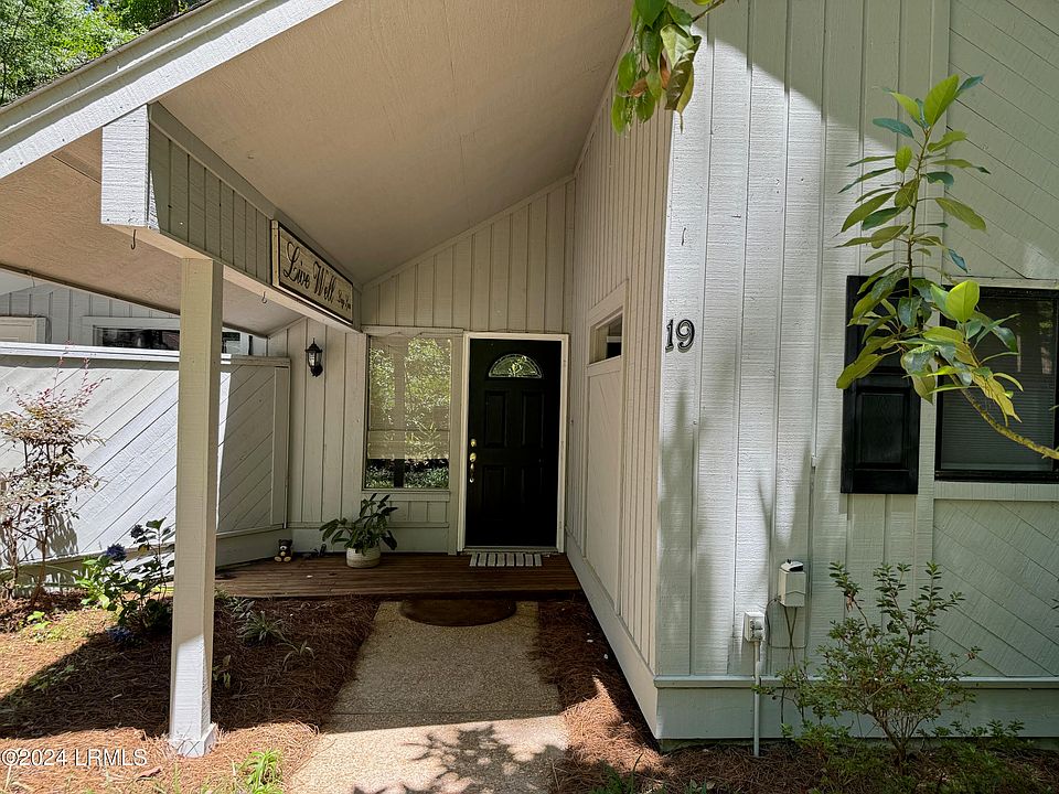 1st image of 19 Sweet Bay Lane