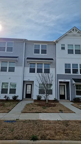 1215 Briarhill Rd #D Photo 1