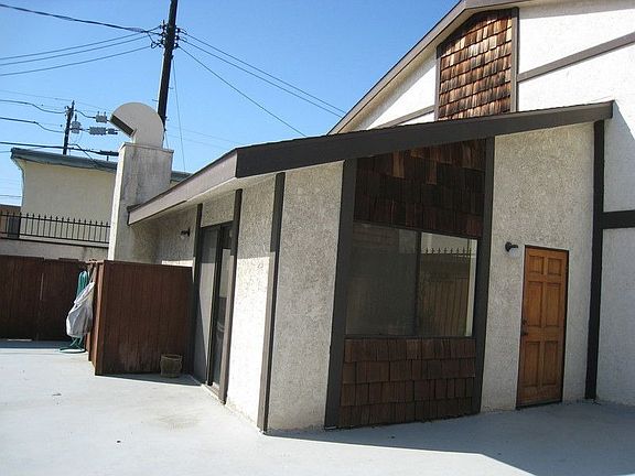 5th image of 14815 S Normandie Ave APT 19