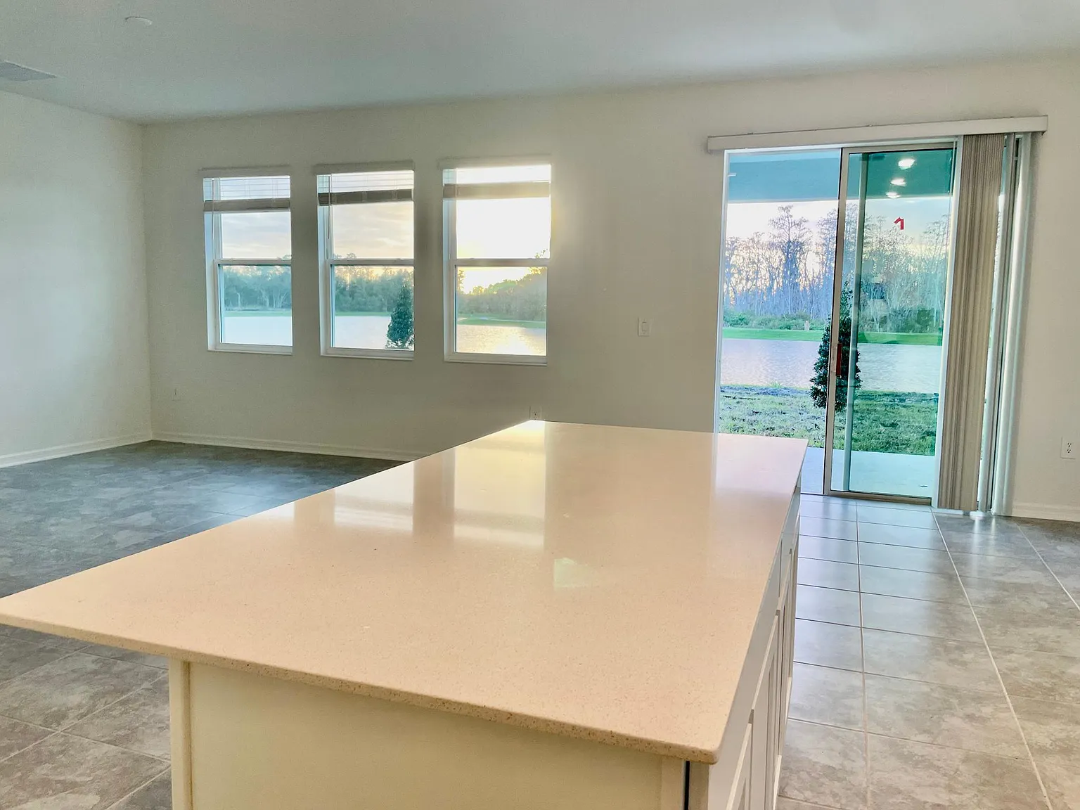 4 bed, 1853 sqft, $2,250 — Photo 4