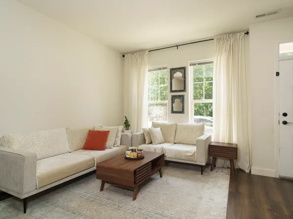 1205 Clymer St, Philadelphia, PA 19147