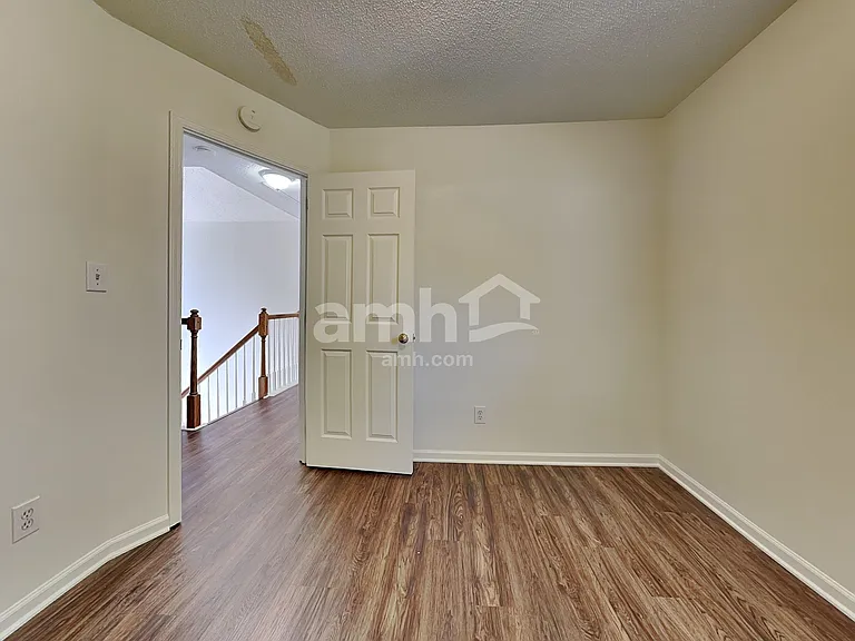 214 Long Creek Pkwy — Photo 12