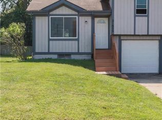 21605 W 178th Ter, Olathe, KS 66062