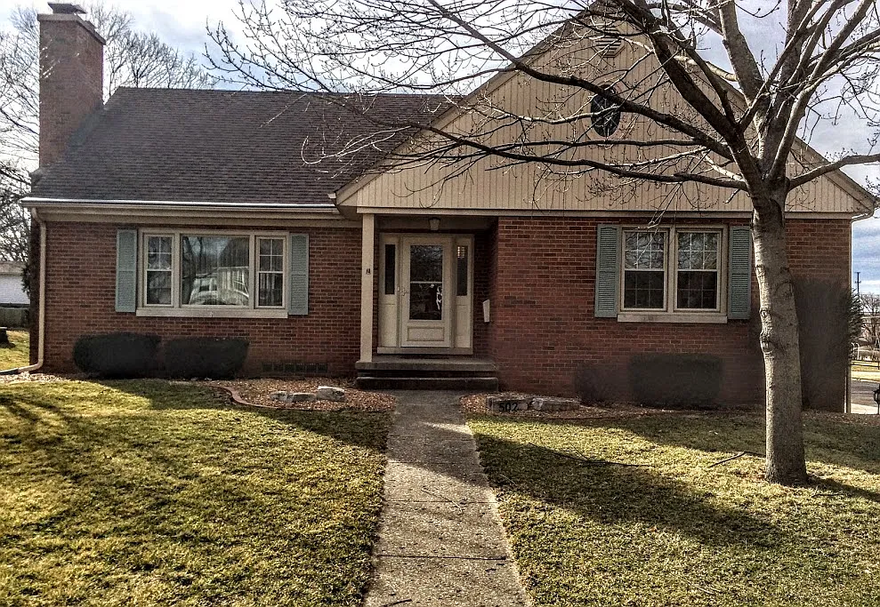 502 S Hilldale Ave photo 1