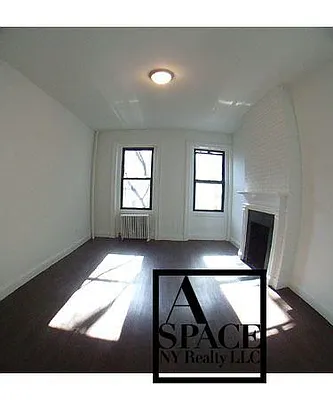 Rented by A Space Realty NY LLC | media 6