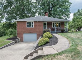 2525 Hilltop Rd, Oakdale, PA 15071