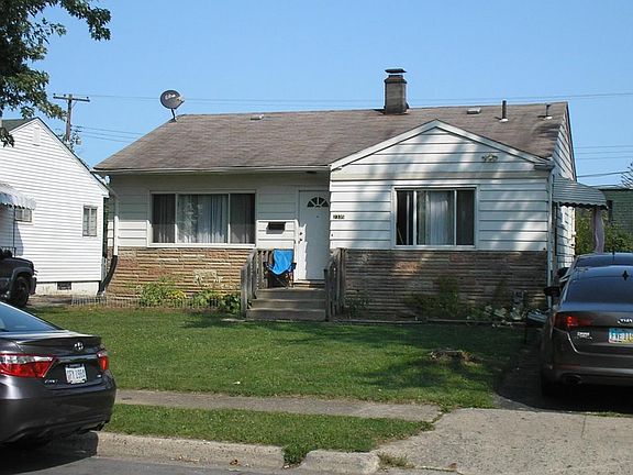 5th image of 2335 Fenton St