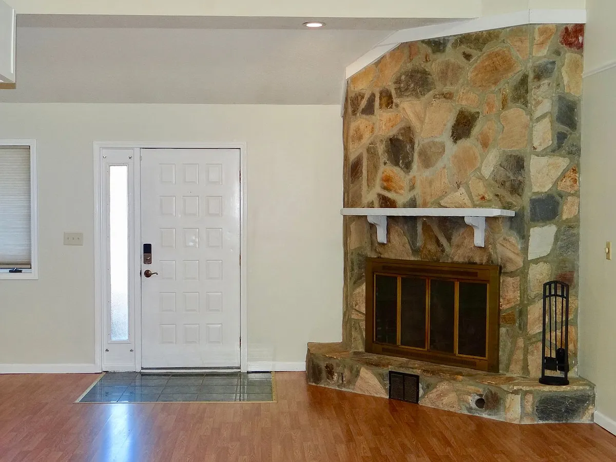 Building Photo - 1841 Fairway Rdg #5-F