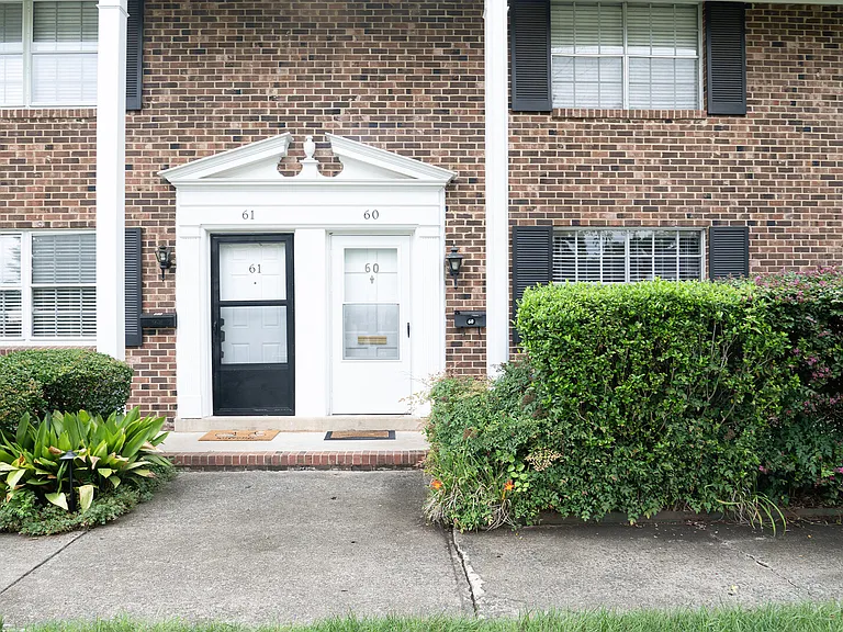 Willow Dr — Photo 14