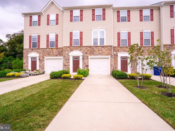 56 Benford Ln, Edgewater Park, NJ 08010
