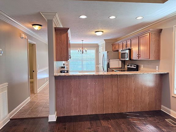 5th image of 135 Excell Rd Unit 1204