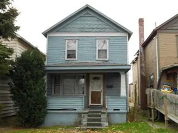 928 Hamilton Ave, Farrell, PA 16121