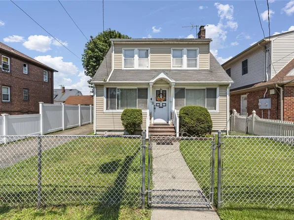 9 Van Cott Avenue, Hempstead, NY 11550