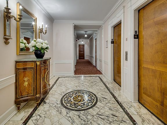 4th image of 2000 N Lincoln Park W #1511