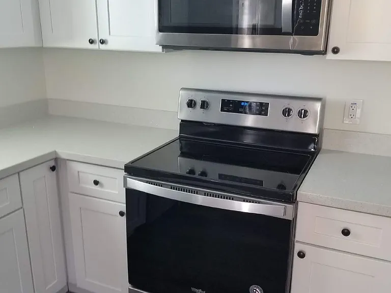 813 E Siesta Dr #D — Photo 15