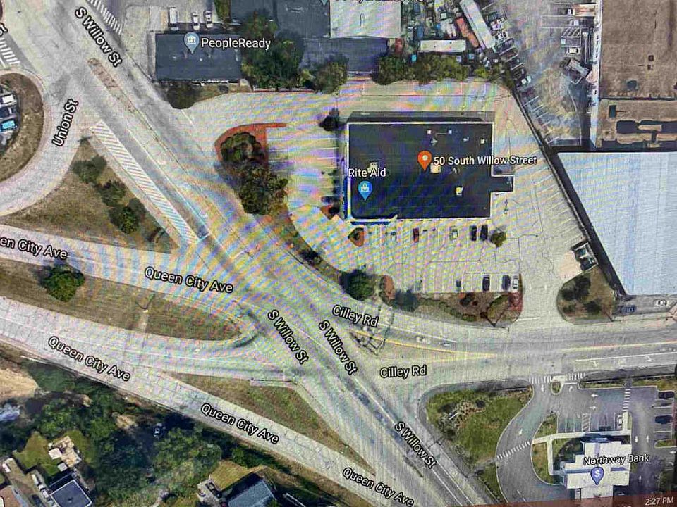 2nd image of 50 S Willow St