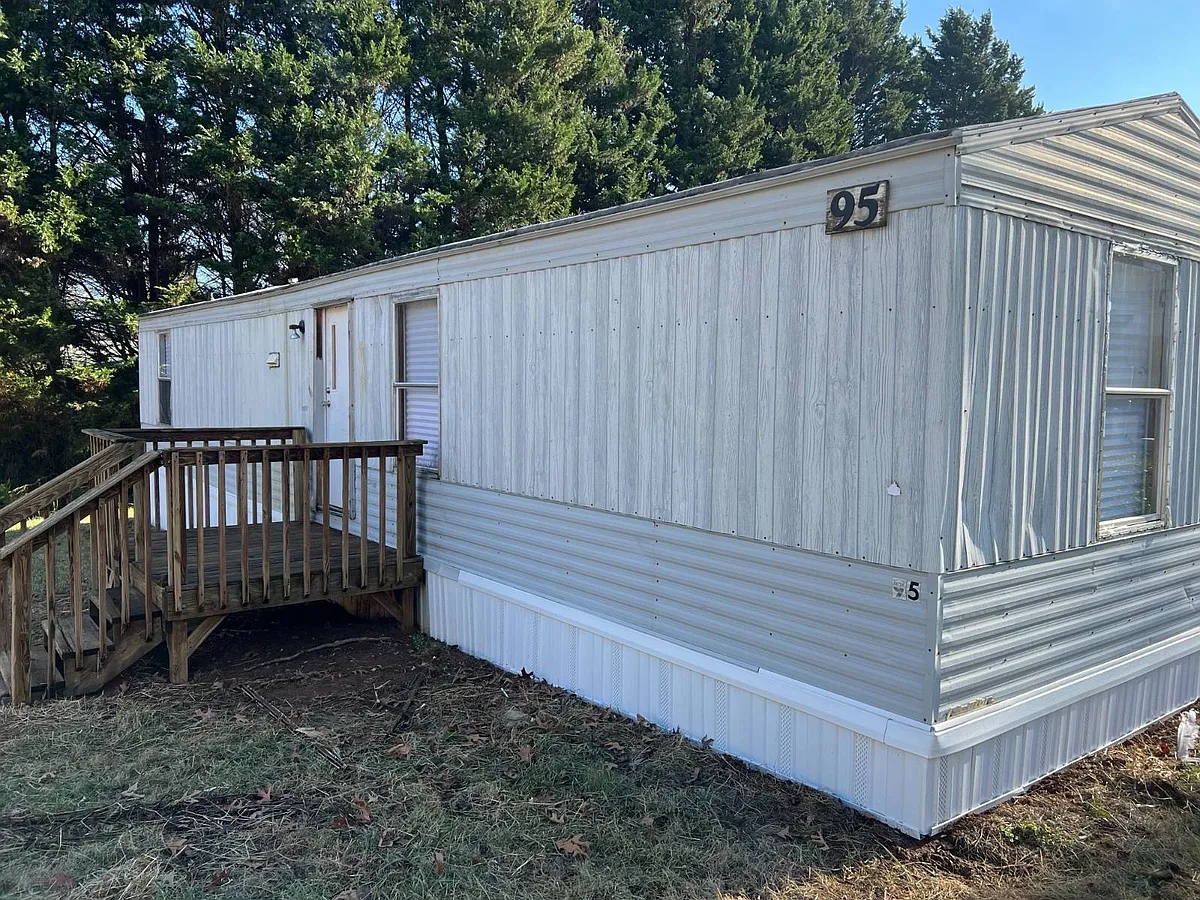 Building Photo - 95 Red Fox Loop