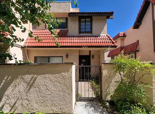 27655 Ironstone Dr APT 4, Santa Clarita, CA 91387