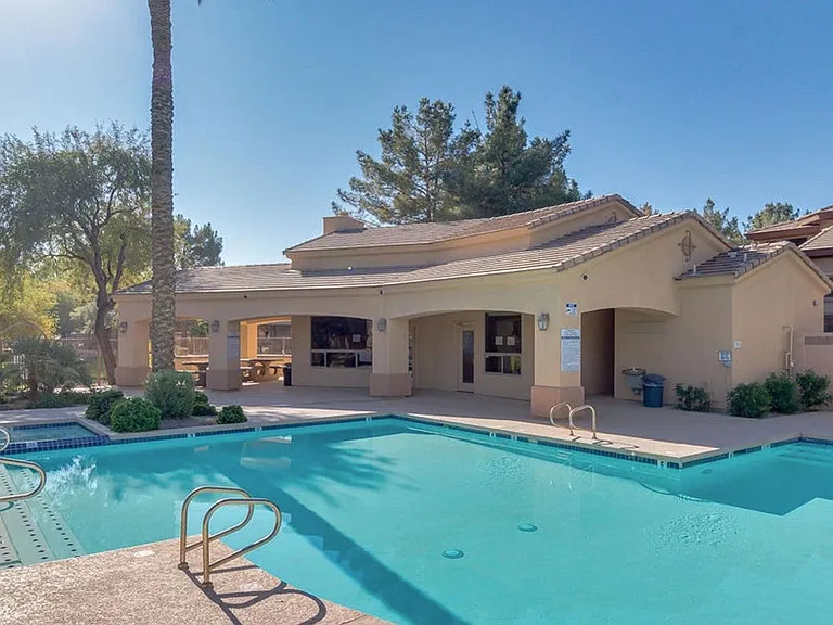 1833 W Periwinkle Way — Photo 42