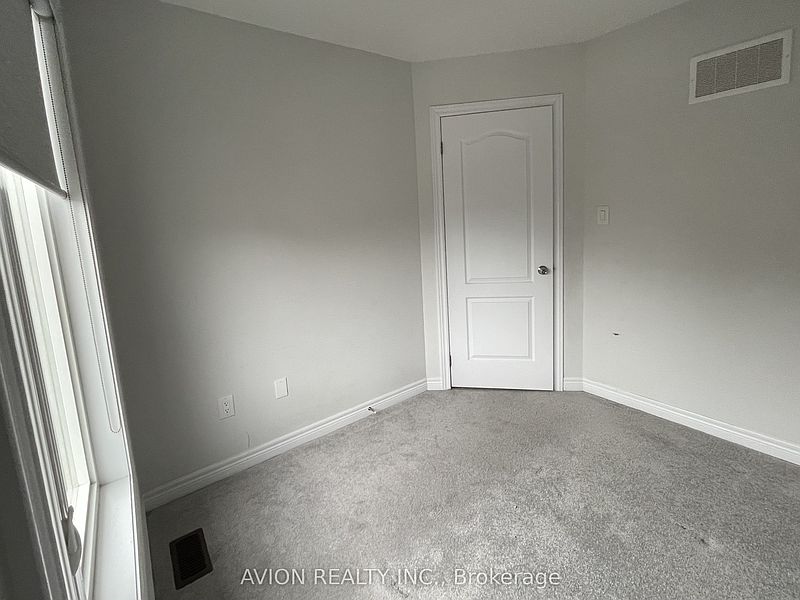 Markham House for rent - 2 Bedrooms — photo 6