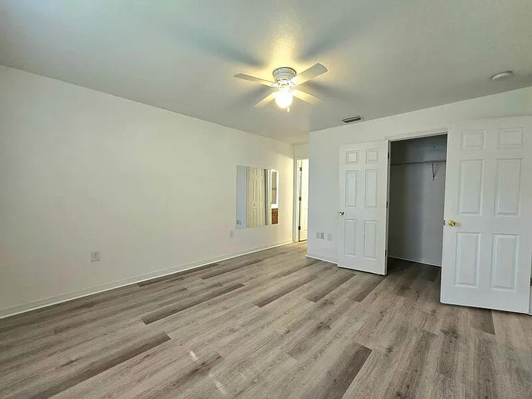5525 Yale St — Photo 9
