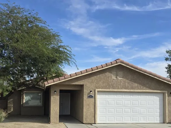 13902 El Cajon Dr, Desert Hot Springs, CA 92240