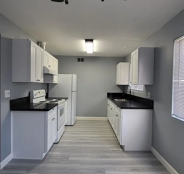 3240 N Michael Way — Photo 31