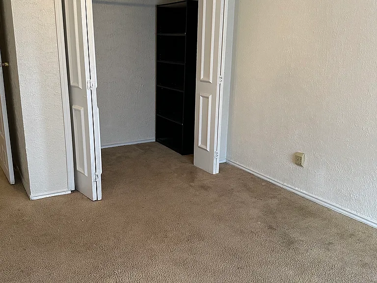 6015 Coral Bell Ln — Photo 29