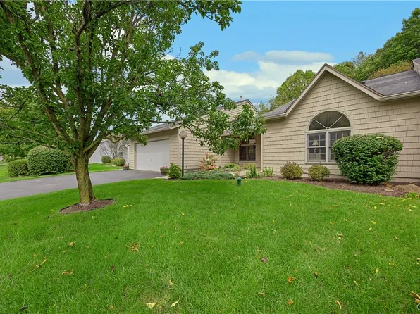 6306 Hamlet Crst, Jamesville, NY 13078