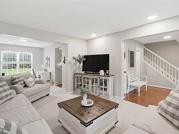 5th image of 4233 Blazingwood Ct