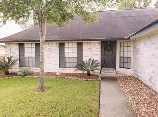 16027 Hollow Rock Dr, Houston, TX 77070