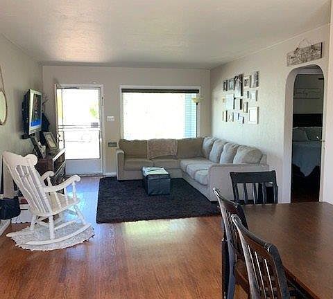 4th image of 2911 Devita Dr