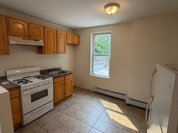 44 N 7th St Floor 3, Newark, NJ 07107