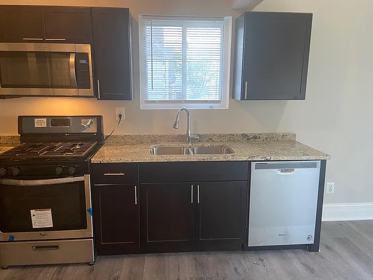 3019 N Gresham Ave #2 — Photo 6