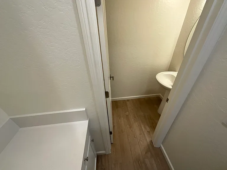 2053 N Wagon Ln — Photo 6