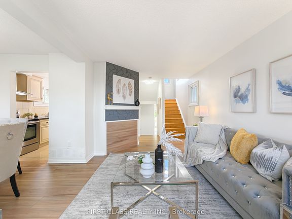 5th image of 62 Muirlands Dr