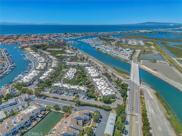 3393 Tempe Dr, Huntington Beach, CA 92649
