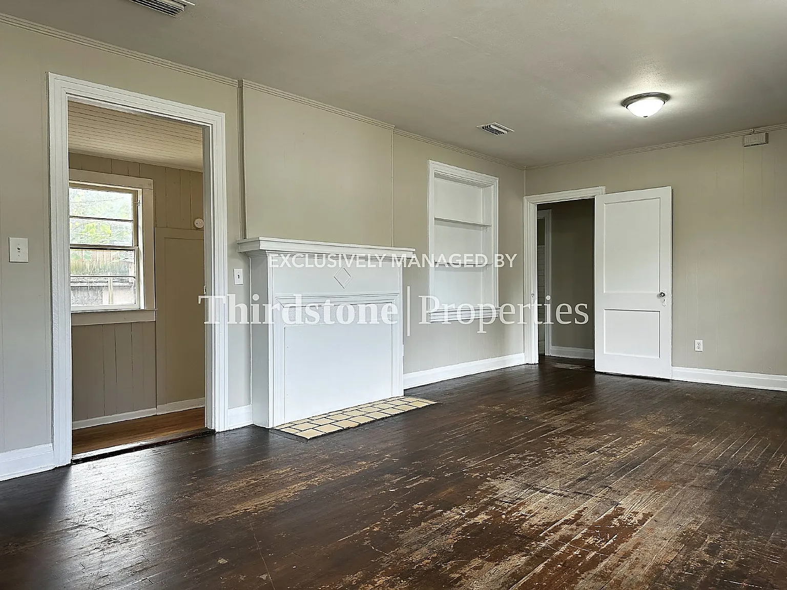 562 W 49th St, Jacksonville, FL 32208 — Photo 2