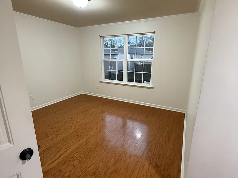 164 Blackpool Dr — Photo 3